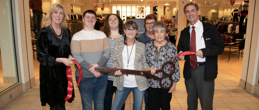 Ribbon cutting with staff and Mayor Ridenour on November 11th inside the Muncie Mall. Photo by Mike Rhodes